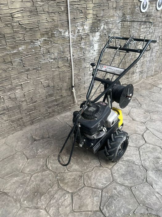 Masina ingropat cabluri in pamant Cedrus Ekotech NT60