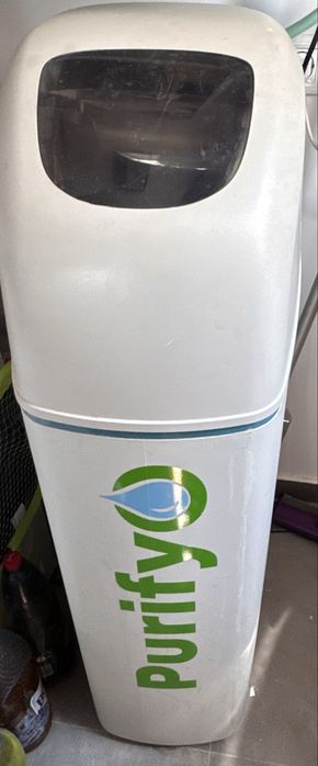 Stație dedurizare apă Purify – stare bună, complet funcțională