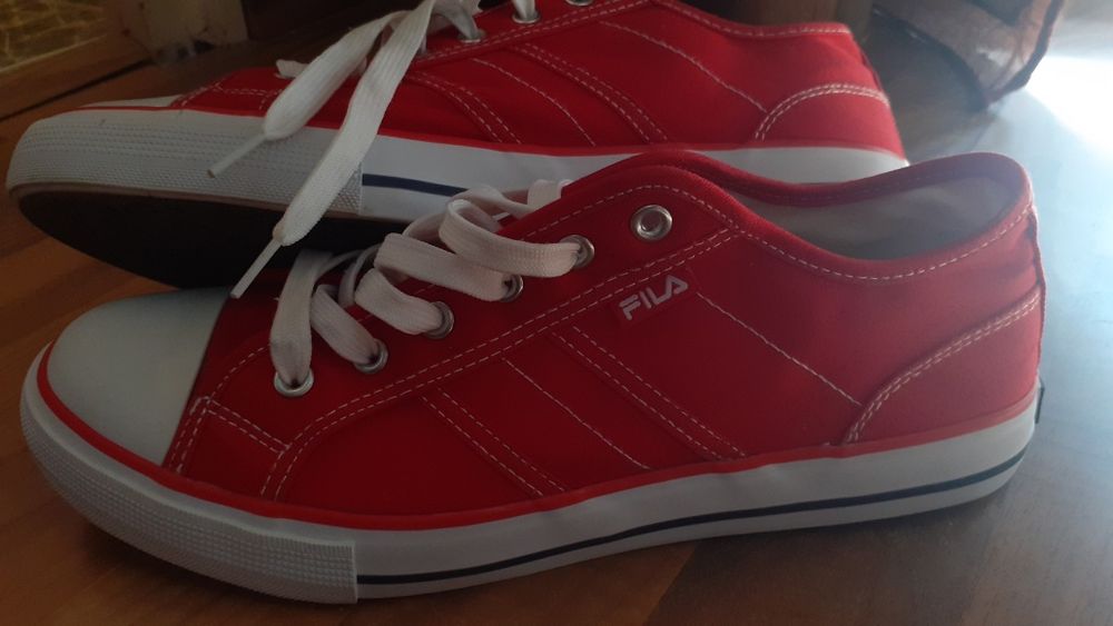 Teniși Fila Noi, nr. 42