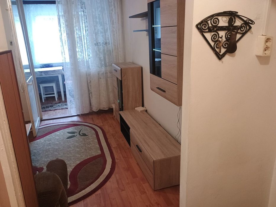 Ofer spre închiriere garsoniera zona 0 central