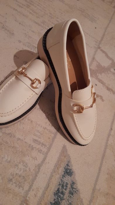 Взрослые детские обувь