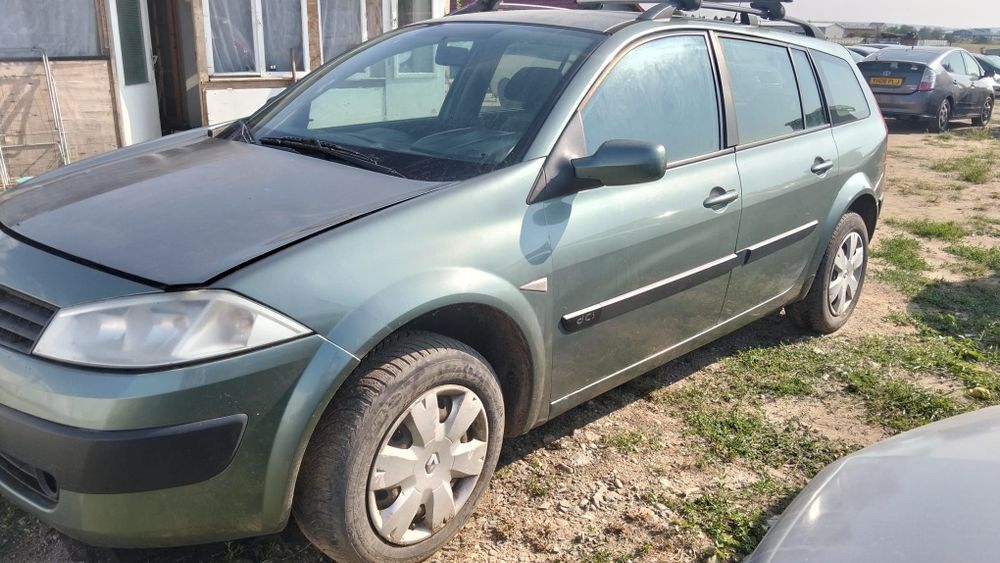 Dezmembrez Renault Megane 2 1.5 dci