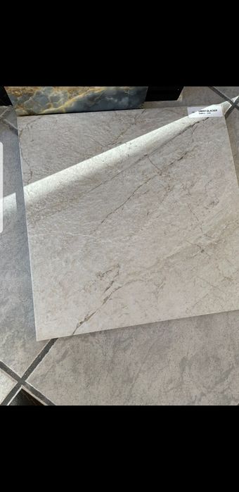 gresie portelanata rectificata