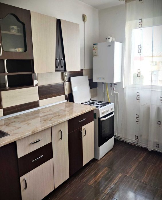 Închiriez apartament 2 camere, Targoviste