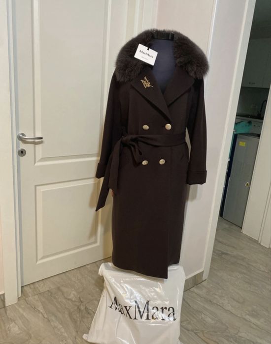Palton superb , Max Mara.