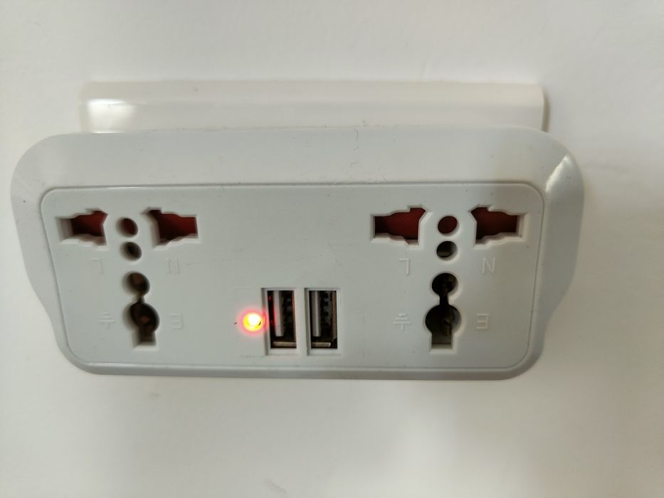 Adaptor Bec / Triplu ștecher / Priza USA / Priza Anglia / E27 la Priza