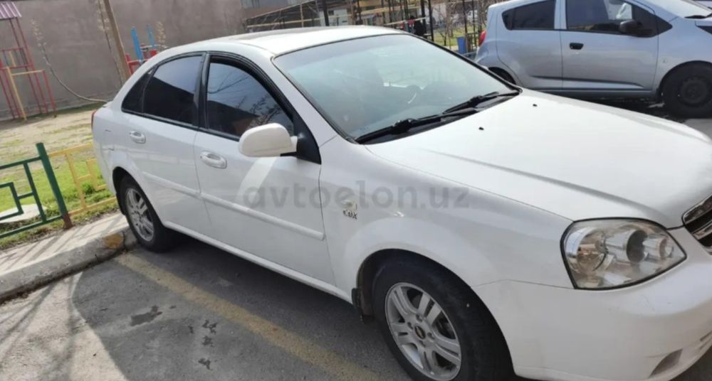 Lasetti, 2009,225-000