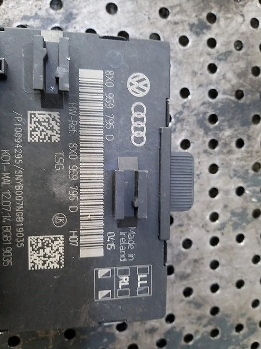 Modul calculator usa dreapta spate skoda superb 2 3t facelift 8x0959795d