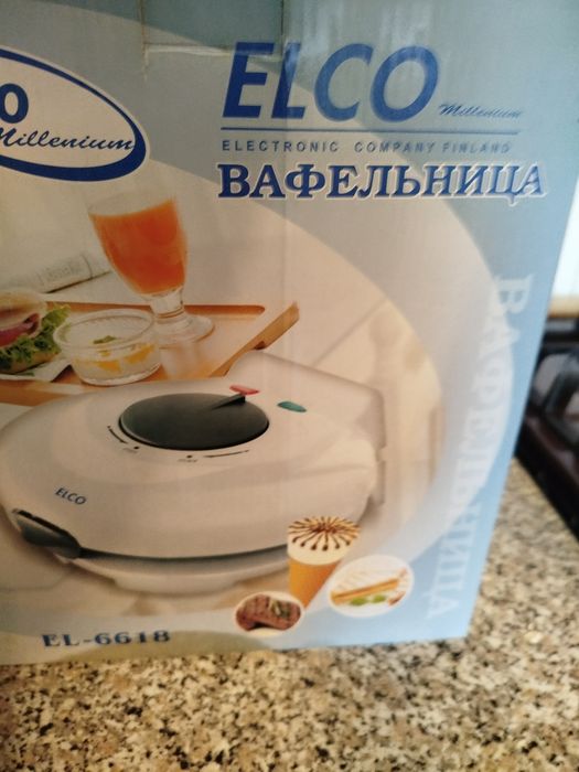 Вафельница электрическая