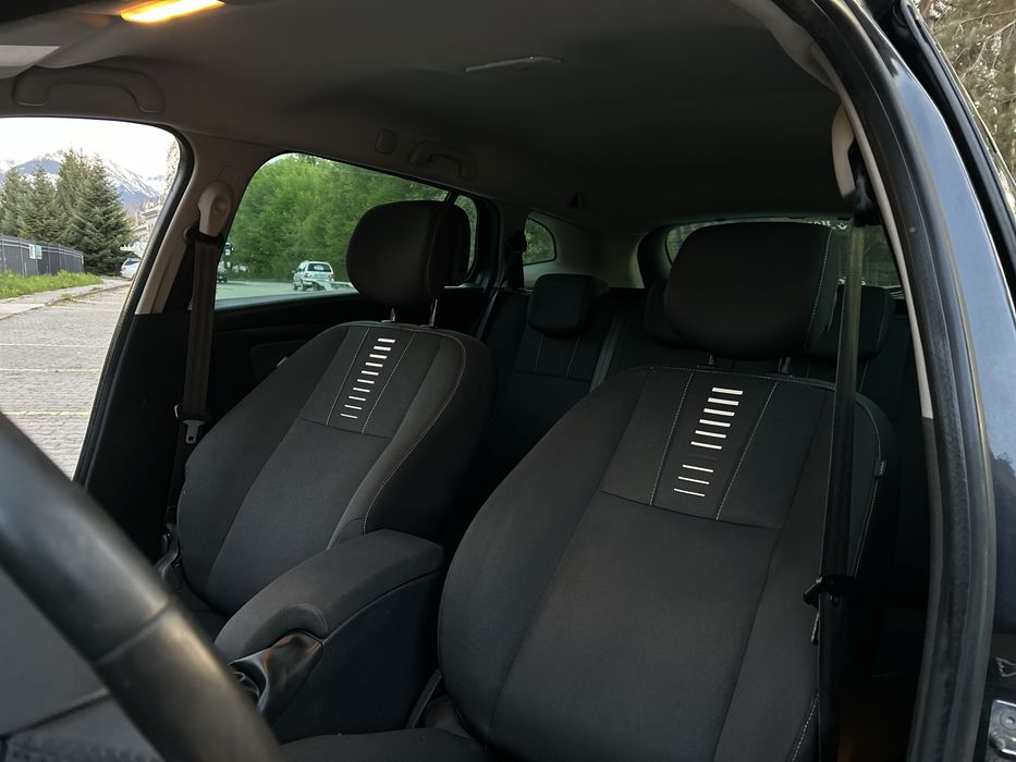 Renault Megane// 2011// 1.9 dci// Adusa recent