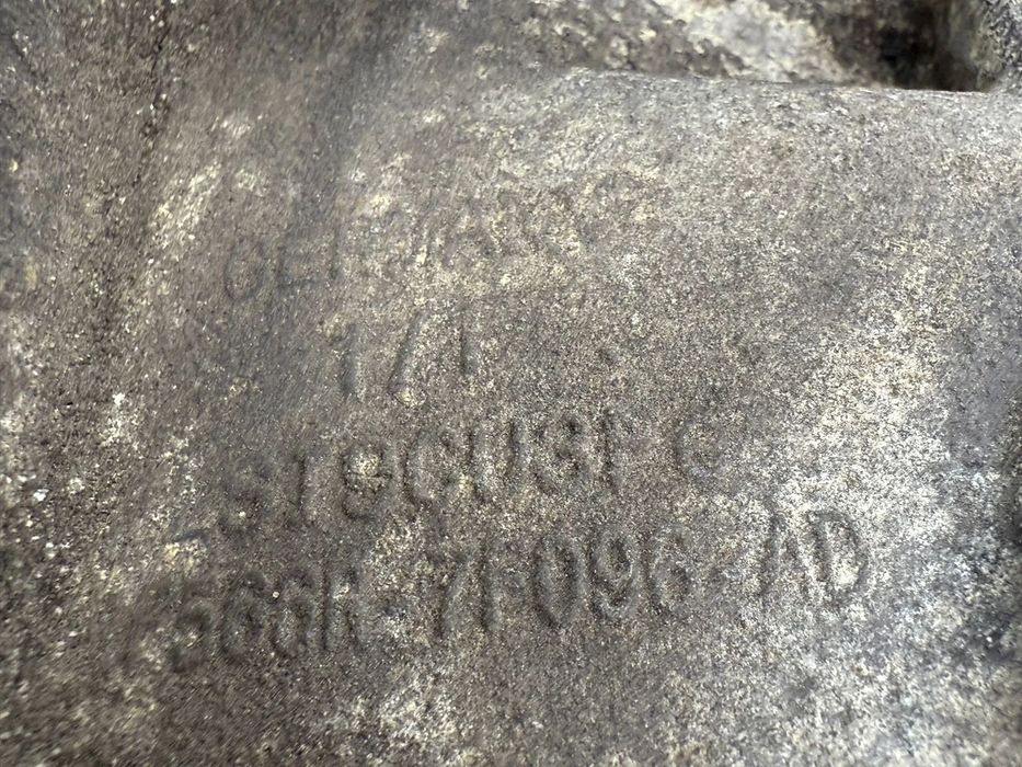 CUTIE DE VITEZE MANUALA 6 TREPTE VOLVO XC60 2011 2.0 DIESEL COD OEM BG9R7002PA / 36002727 / 6566R-7F096-AD / HATCHBACK 2010-2014