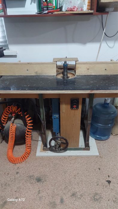 Вертикальный фрезерный станок