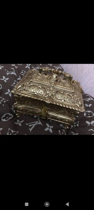 Шкатулка сказочная