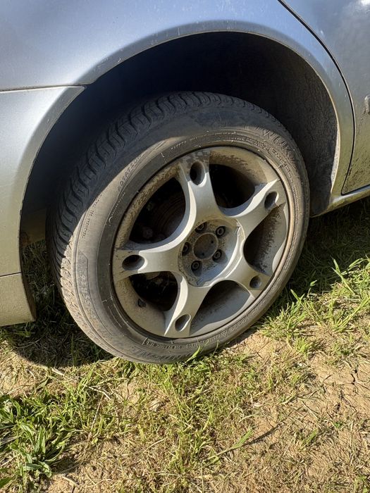 Dezmembrez Seat Toledo 1.6 benzina an 2003