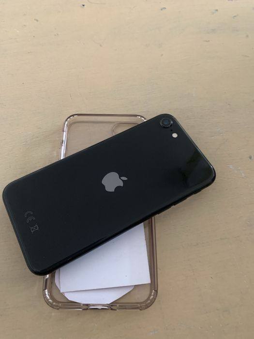 Iphone se 2020 в хорошем состояний