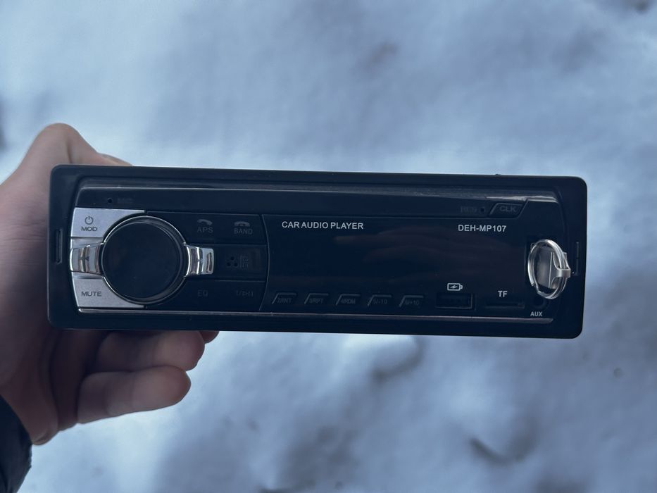 Магнитола и пара колонок