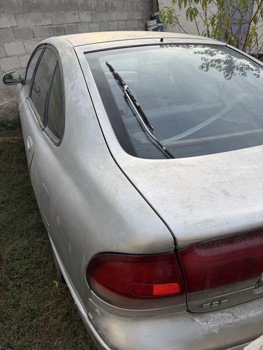 Mazda Cronos 626