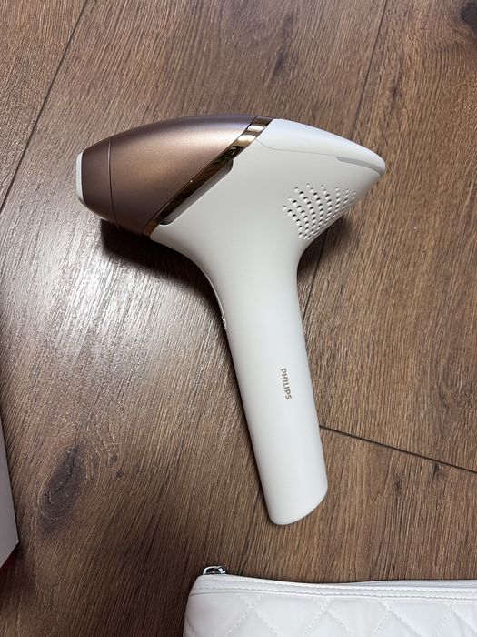 Фотоепилатор Lumea IPL 9000 Series