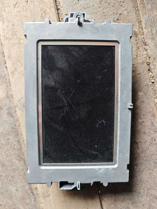 Дисплей навигация екран Mercedes W204 facelift Мерцедес С класа