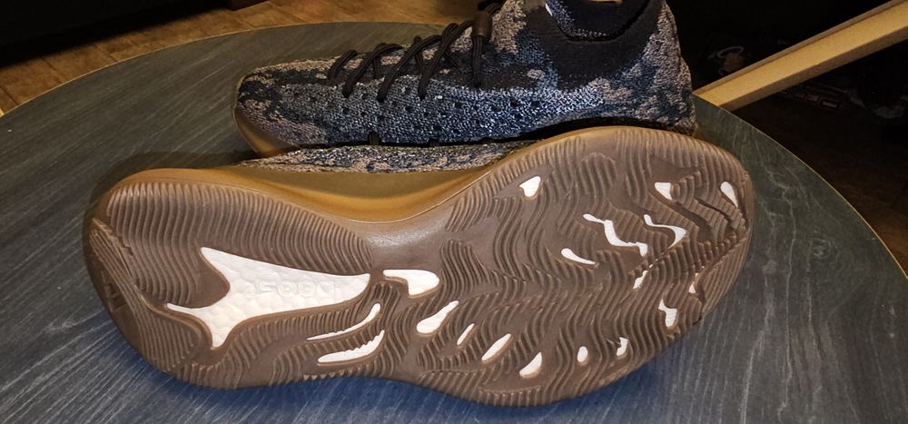 Adidas Yeezy Boost 380 'Covellite 43 1/3