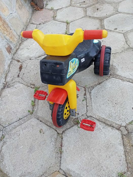 Детско колело на три гуми