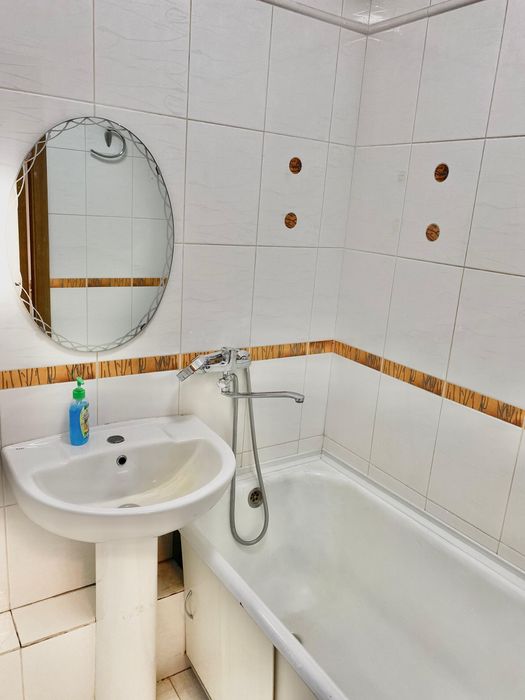 Квартира Юго восток посуточно. Час 2000