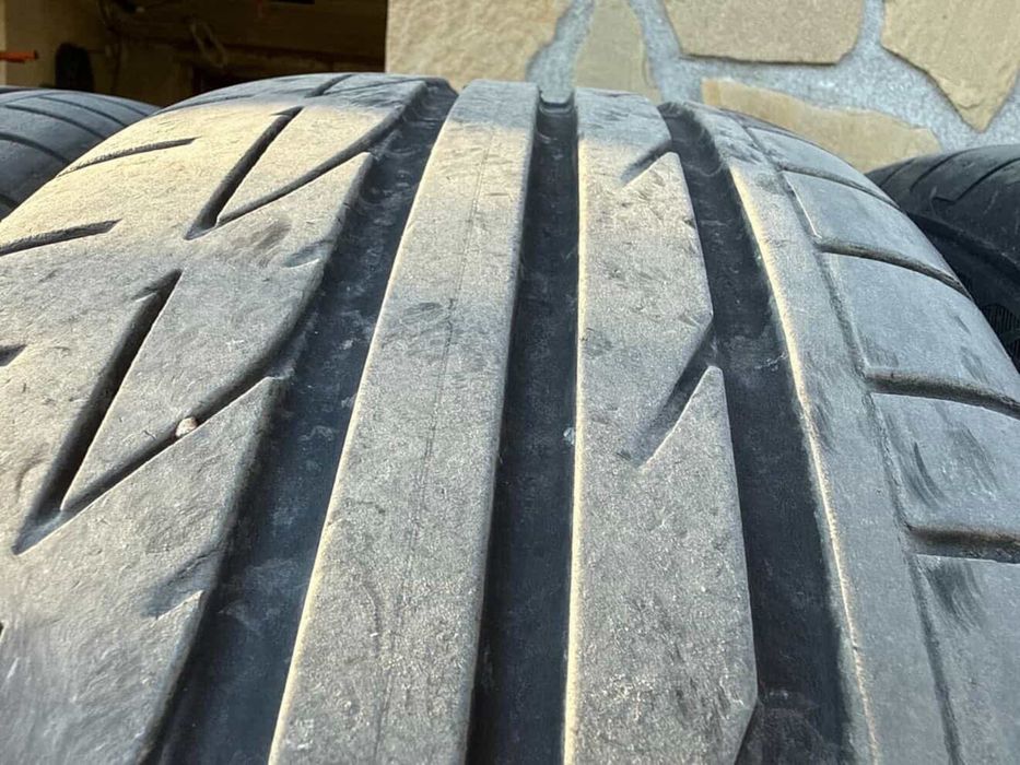 Bridgestone Potenza 225/50/17 runflat