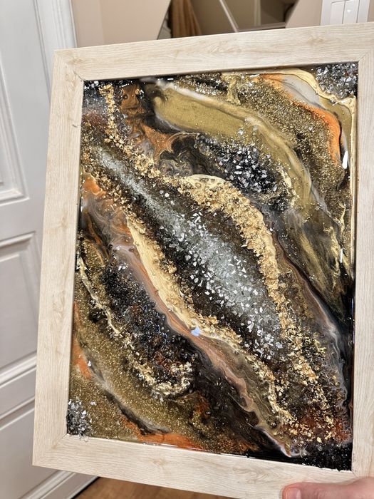 Картина от смола “Лава”