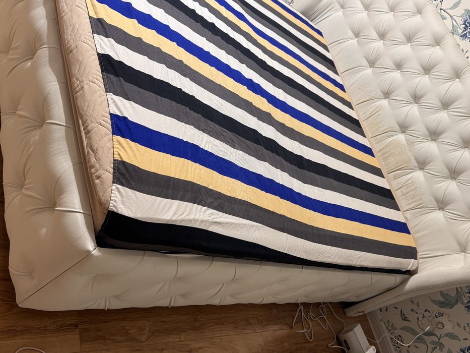 Продам кровать размер 180/200