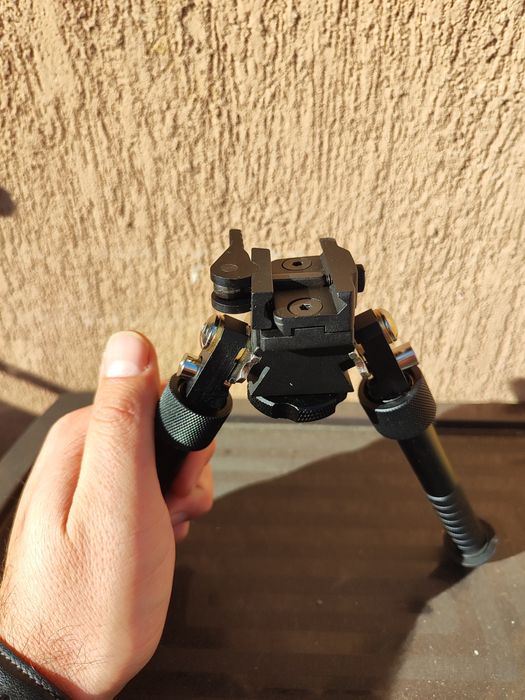 Двунога за оръжие - бипод ( Airsoft ) BT 10