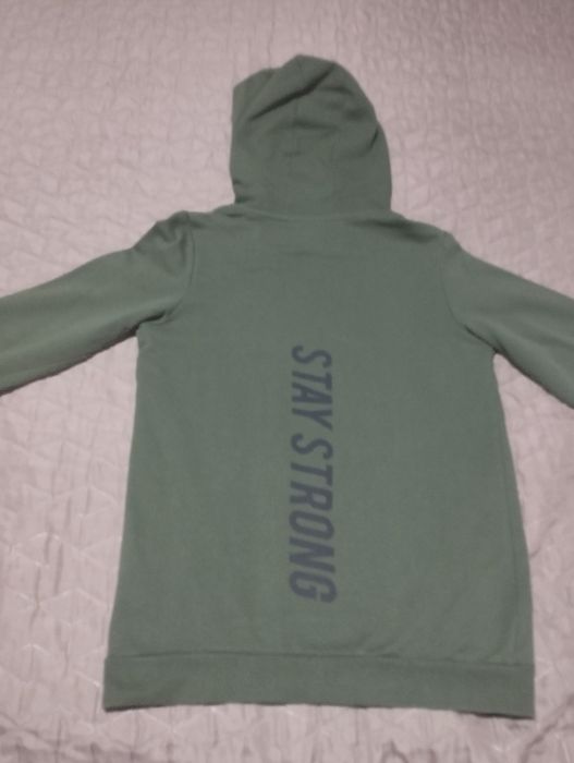 Два броя детски блузки