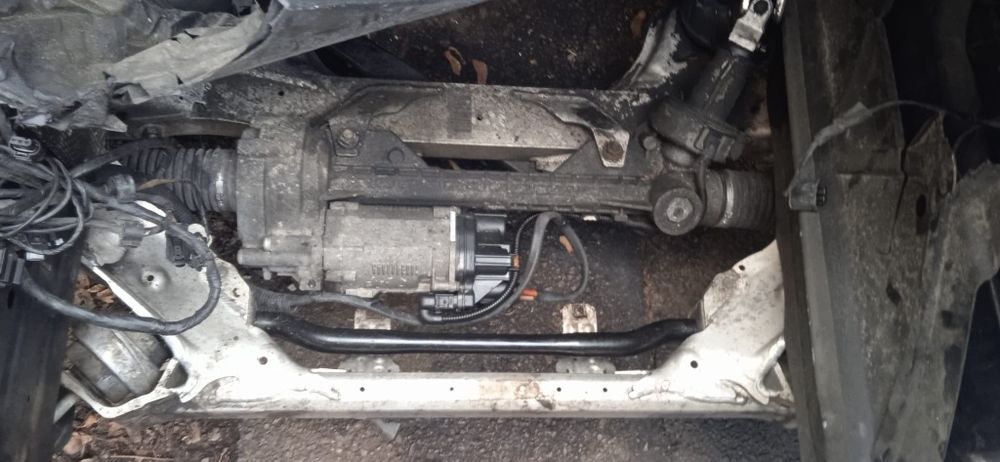 Caseta directie electrica bmw e90e91e92e93 Europa