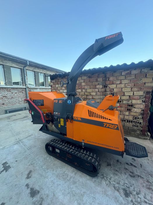 Самоходна Дробилка за клони Форст 20 см вход-Forst TR8 woodchipper