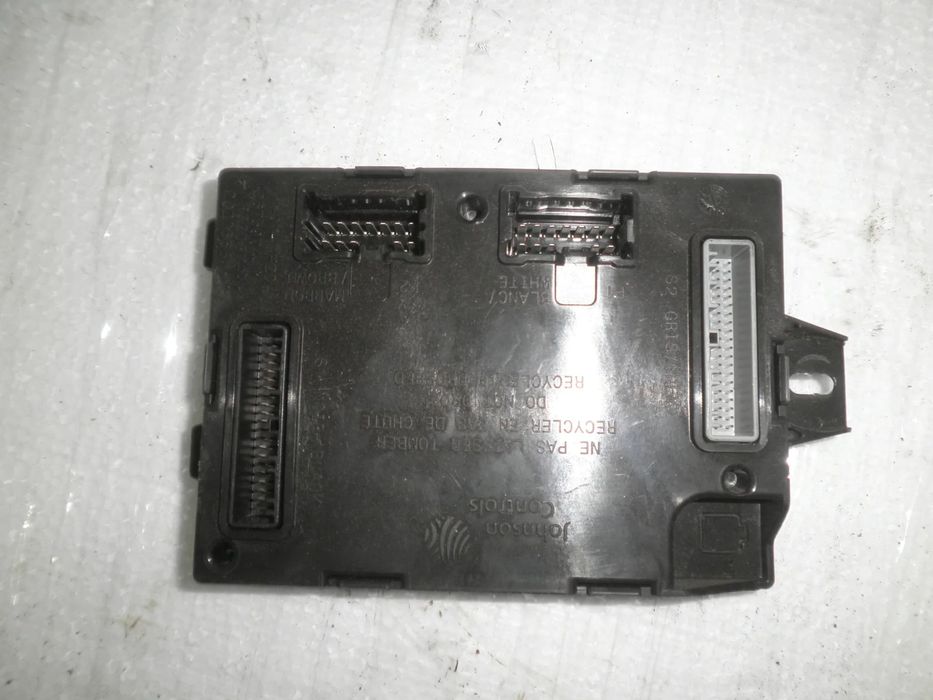 Calculator confort BCM Opel Vivaro B, Renault Trafic 2, 1.6 CDTI 2016 284B10847R 284B18533R