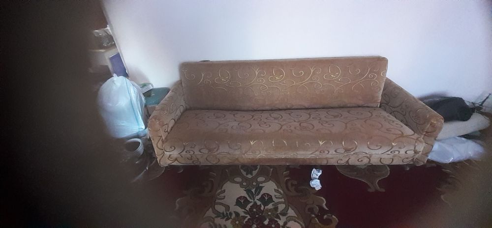 Диван очилиб епиладиган