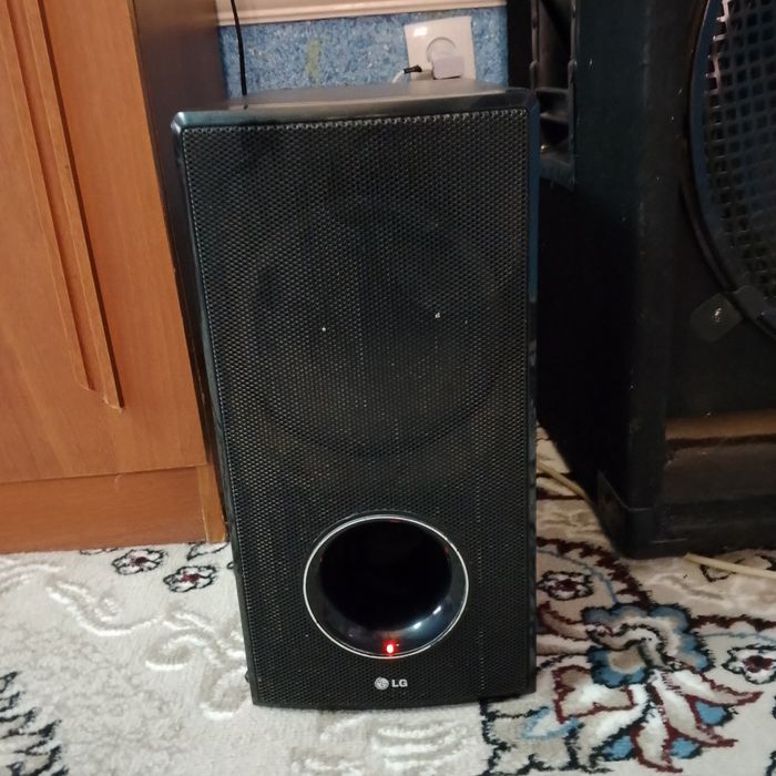 LG orginal saund bar sotiladi