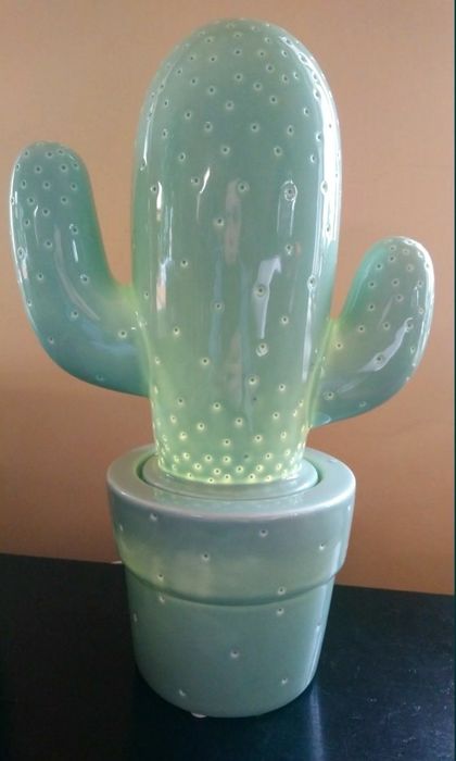 Veioză ceramică cactus - ca nouă