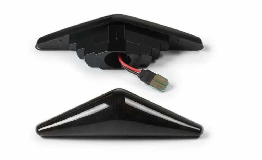 Лед бягащи мигачи за огледала калник Audi BMW Ford Opel Passat Golf