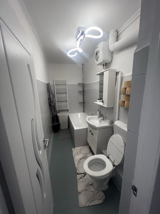 Garsoniera 42m totul nou prima inchiriere