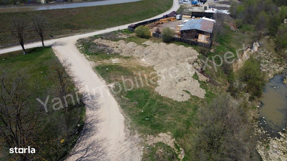 Teren de vânzare în comuna Albeștii de Argeș, județ Argeș.