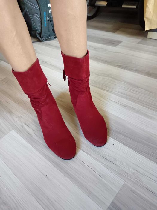 Велурени ботушки