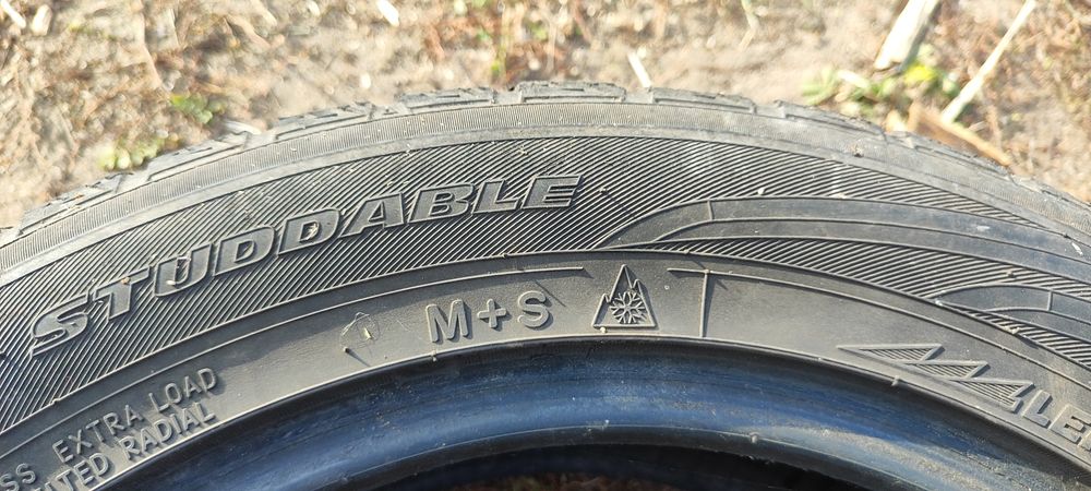 Продам две резины на 16