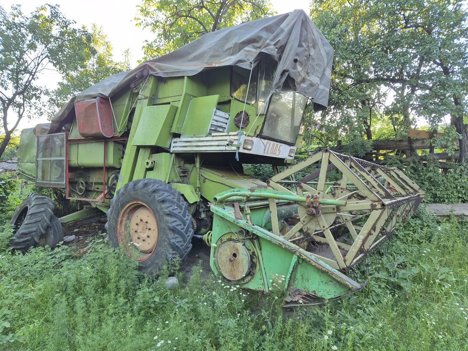 Vând sau dezmembrez  combina Claas  Senator