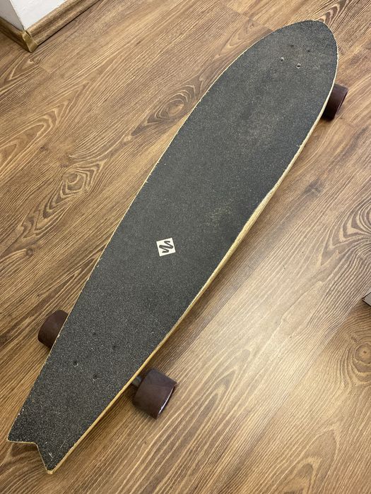Longboard fishtail