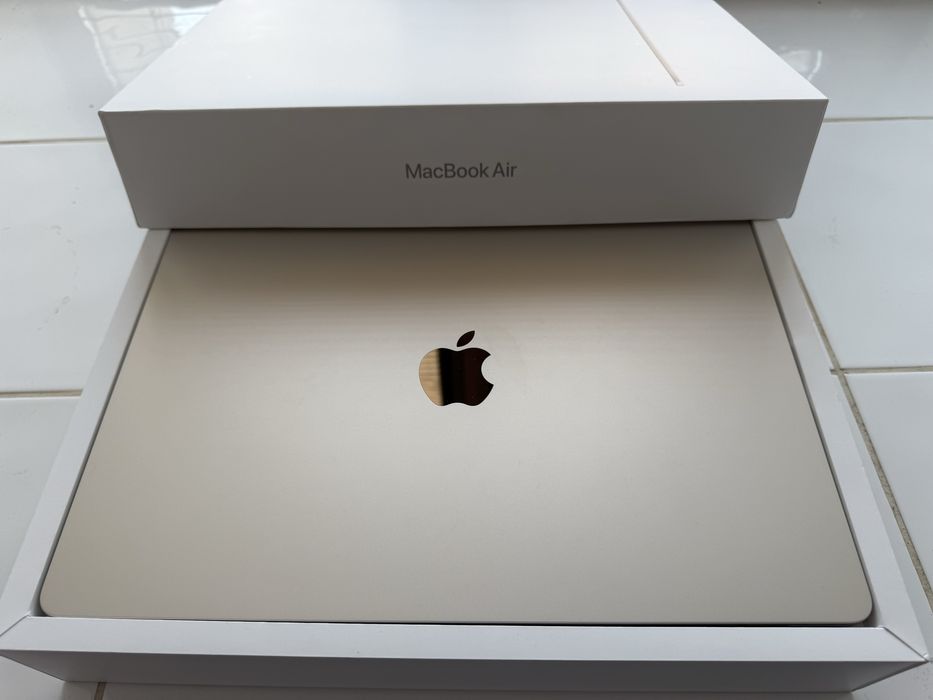 Macbook Air M4 15 in. 256 GB
