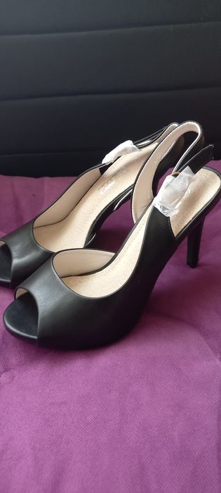 Sandale 37piele naturală, noi ,toc 8cm