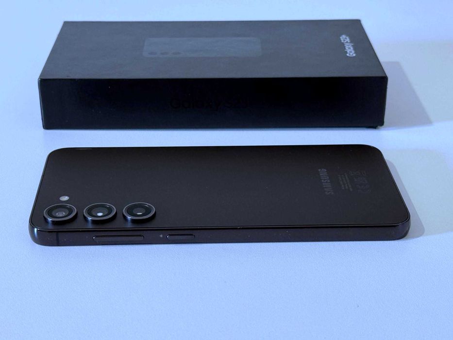 Бартер! Samsung Galaxy S23 Plus Phantom Black (Черен)