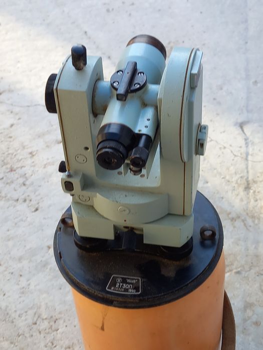 Теодолит 2т30п сзнаком качество