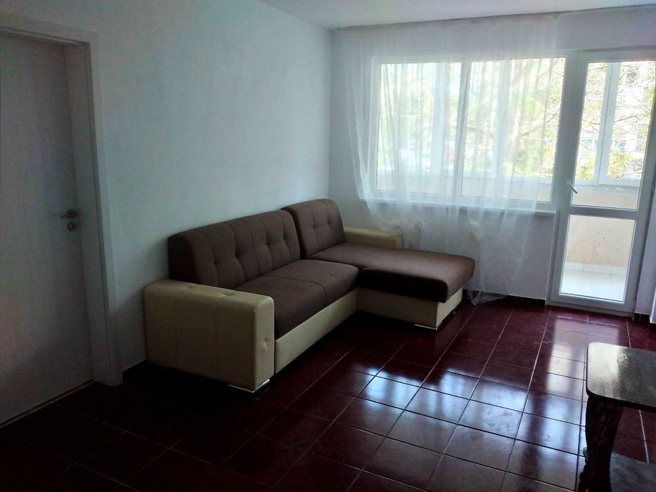 Дава се под наем Двустаен апартамент в Бургас, Славейков - 71 кв.м за 153 € - Снимка #6