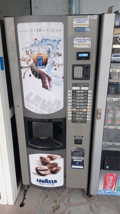 Вендинг машини с общ монетник